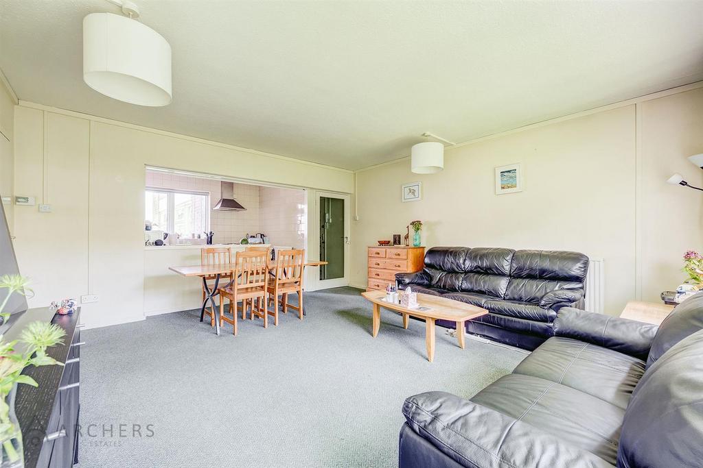 4 Eden Court(Interior)(4of20).jpg