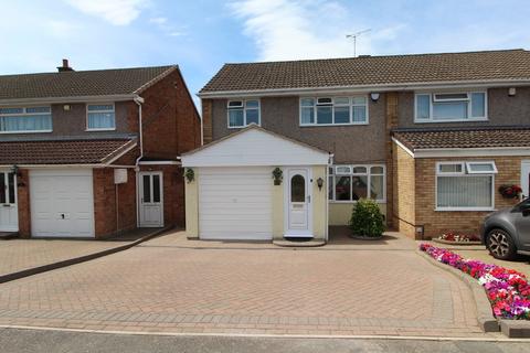 3 bedroom semi-detached house for sale, The Bridle, Leicester LE2
