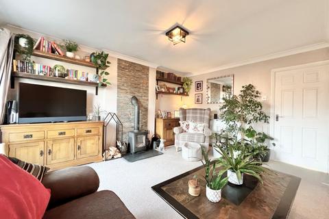 11 Alder Close, Bury, BL8 2PT