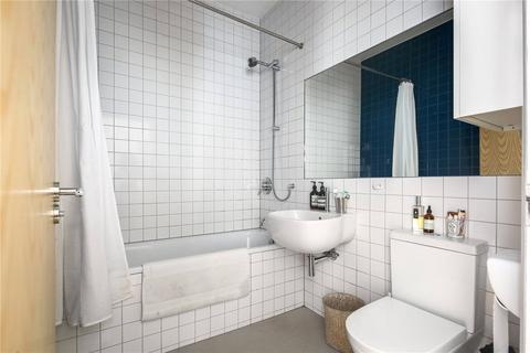 1 bedroom flat for sale, Furrow Lane, Hackney, London, E9