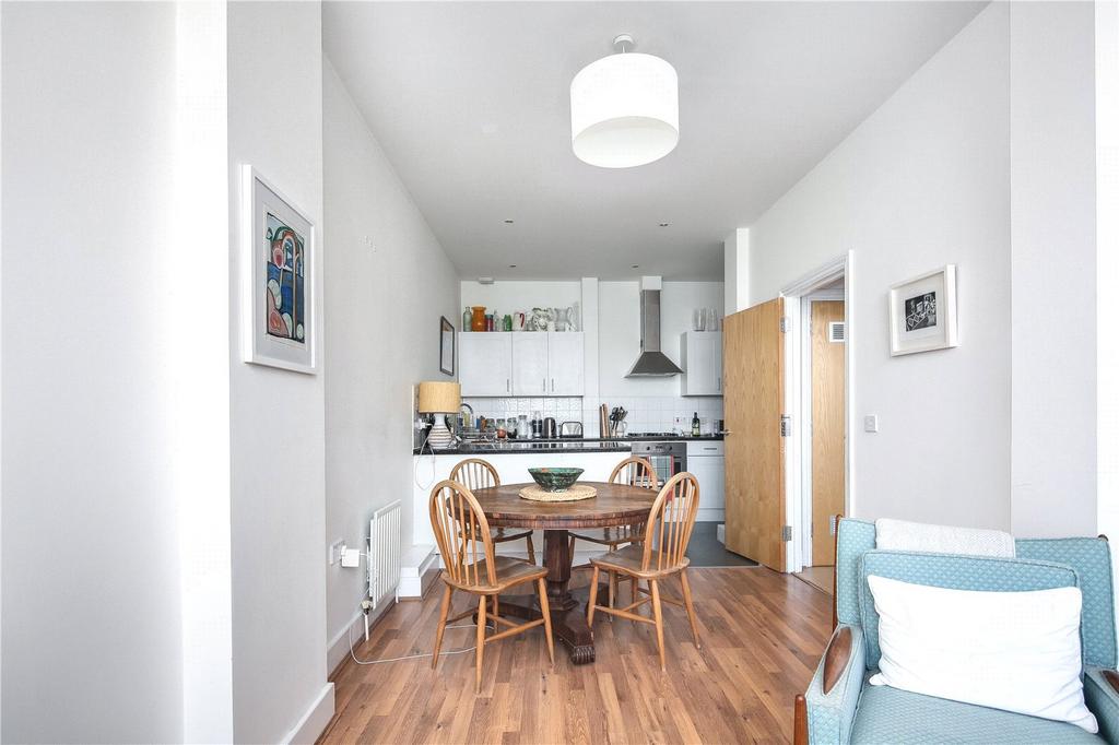 Kitchen/Dining Area