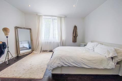 undefined, Flat 4 Confidence House, Manthorp Road, London, SE18