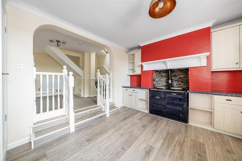 64 The Square, Hartland, Bideford, EX39 6BL