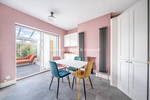 9 Carisbrooke Road, Bromley, BR2 9NJ