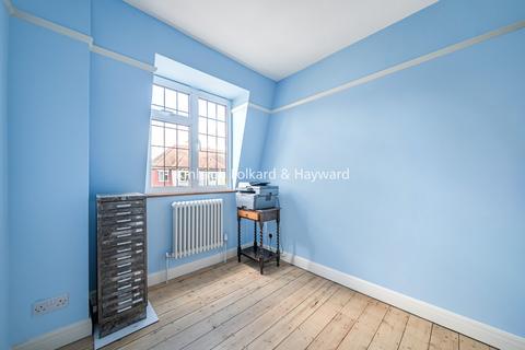 9 Carisbrooke Road, Bromley, BR2 9NJ
