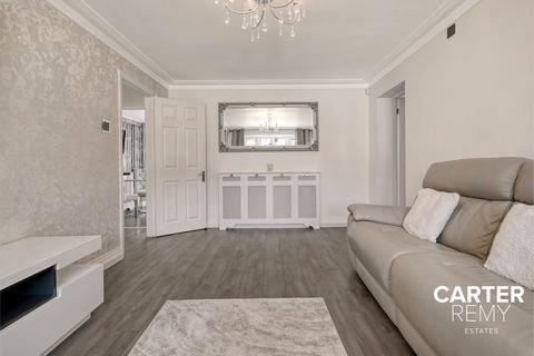 25 Stenning Avenue, Linford, Stanford-le-hope, SS17 0RP