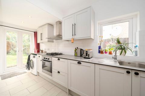 2 bedroom apartment for sale, Elliscombe Road, Charlton, London, SE7