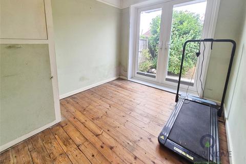2 bedroom bungalow for sale, Hailsham Road, East Sussex BN26