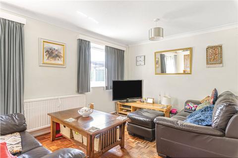 4 bedroom semi-detached house for sale, Streamside Close, Bromley, BR2