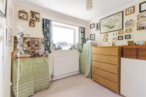 3 Streamside Close, Bromley, BR2 9BH
