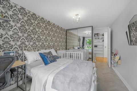 2 bedroom flat for sale, Windmill House, 146 Westferry Road, London