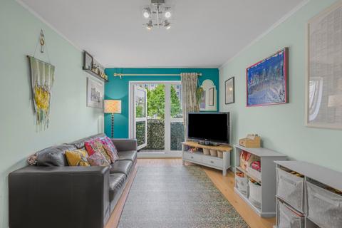2 bedroom flat for sale, Windmill House, 146 Westferry Road, London