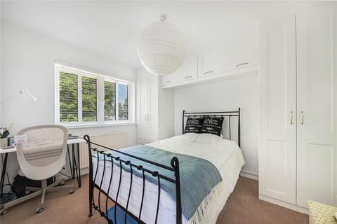 3 bedroom link detached house for sale, Bishops Avenue, Bromley, BR1