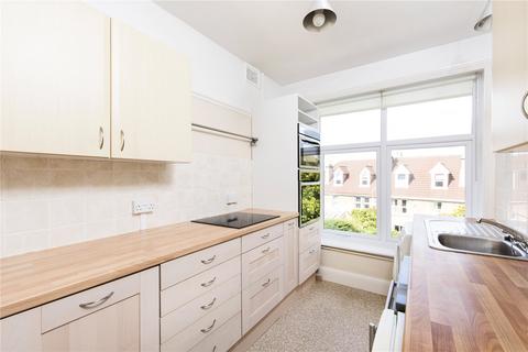 3 bedroom maisonette to rent, Wellsway, Bath BA2