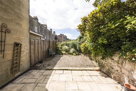 3 bedroom maisonette to rent, Wellsway, Bath BA2
