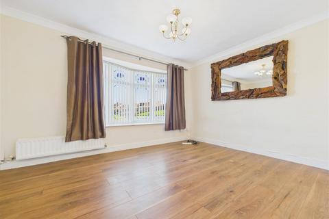 3 bedroom detached house for sale, Lodge Road, Brereton