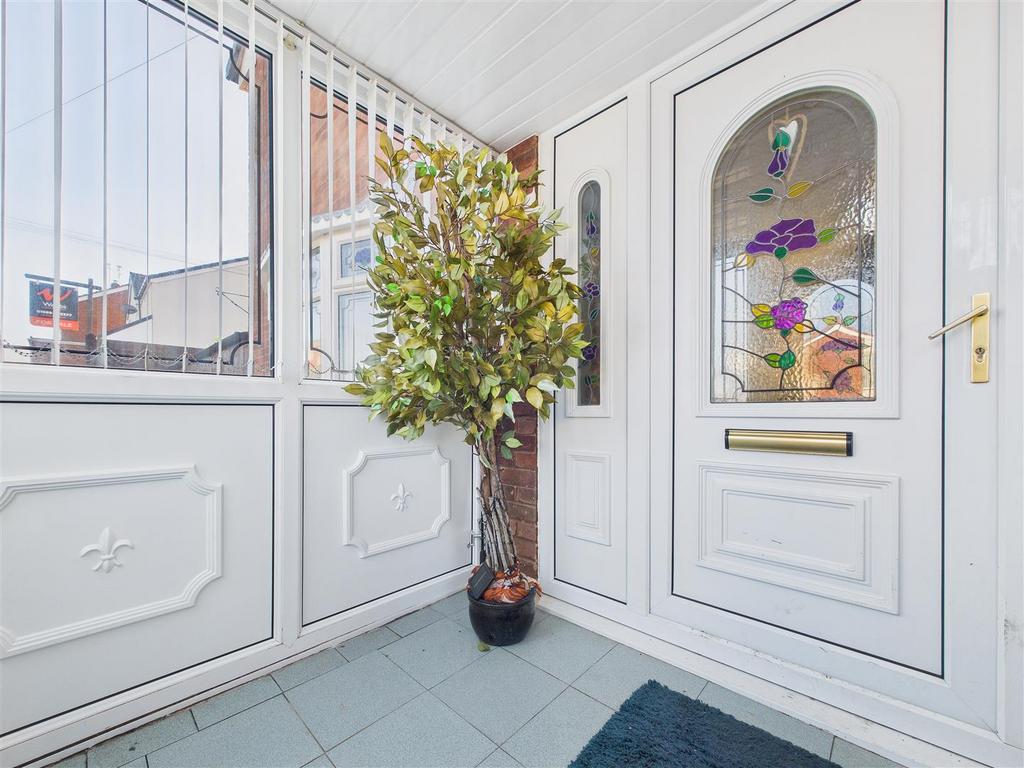 CAM01407 G0-PR0033-STILL001.jpg