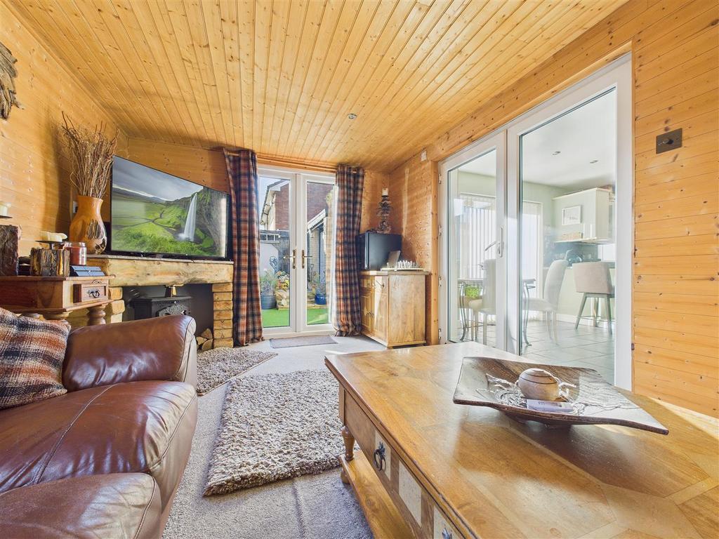 CAM01407 G0-PR0032-STILL012.jpg