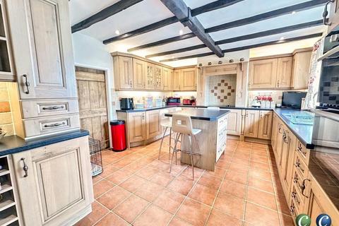 Kelmscot Main Road, Great Haywood, Stafford, ST18 0SW