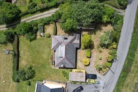3 bedroom detached house for sale, Maes Y Bryn, Llwyn Hudol, Pwllheli