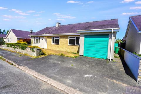3 bedroom bungalow for sale, Lleyn, 67 Lon Ceredigion, Pwllheli
