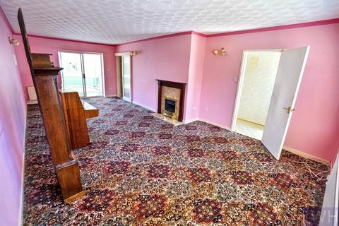3 bedroom bungalow for sale, Lleyn, 67 Lon Ceredigion, Pwllheli