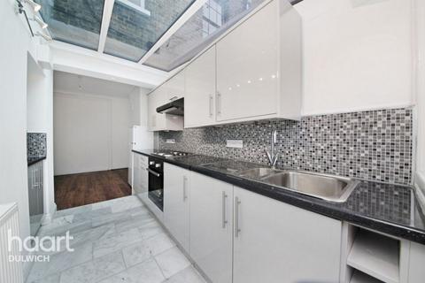 undefined, Liverpool Grove, LONDON