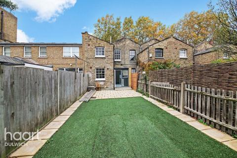 28 Liverpool Grove, London, SE17 2HJ