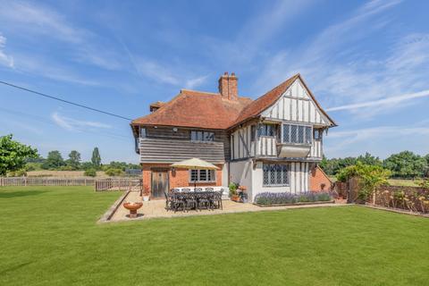 5 bedroom detached house for sale, Deerton Street, Teynham, Kent