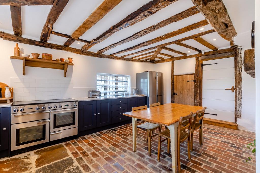 Kitchen/Breakfast Rm