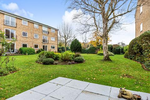 3 bedroom flat to rent, Birchington Road, Cedar Court Birchington Road, SL4