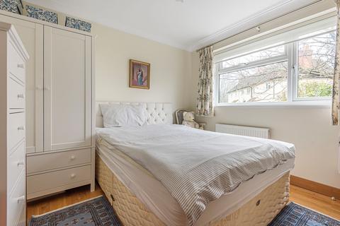 3 bedroom flat to rent, Birchington Road, Cedar Court Birchington Road, SL4