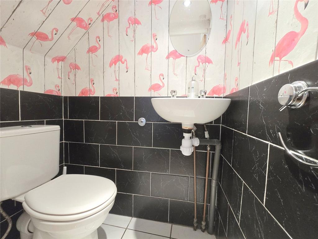 Ground Floor Wc