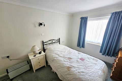 undefined, Broadstone