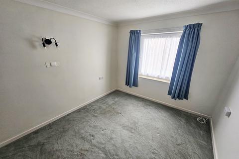 undefined, Broadstone