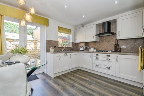 2 bedroom townhouse for sale, Green Bank, Cleckheaton, BD19