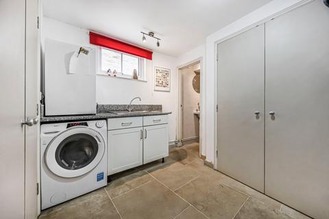 1 High Street, Avening, Tetbury, GL8 8LU