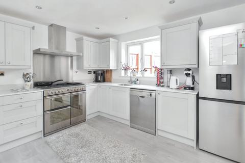 19 Noble Road, Outwood, Wakefield, WF1 2DZ