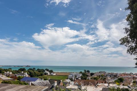 2 bedroom apartment for sale, Le Mont Cambrai, St Lawrence JE3