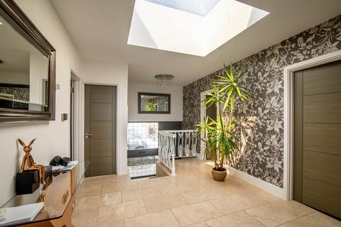 2 bedroom apartment for sale, Le Mont Cambrai, St Lawrence JE3
