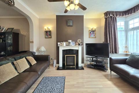 undefined, Cecil Avenue, Wembley HA9