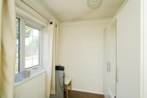 7 Edmonds Close, Birmingham, B33 0DJ