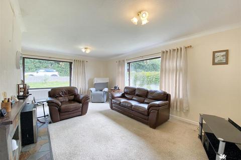 3 bedroom detached bungalow for sale, Lawrenny Road, Cresselly, Kilgetty