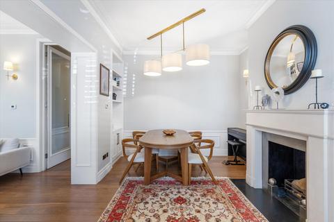 3 bedroom flat for sale, Iverna Court, London, W8