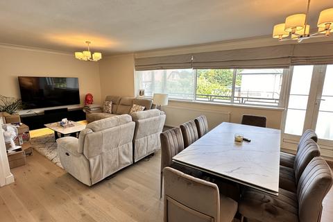 2 bedroom flat to rent, Jesmond Way, Stanmore HA7