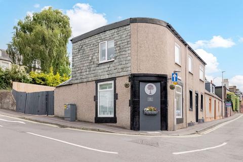3 bedroom end of terrace house for sale, Millar Street, Crieff PH7