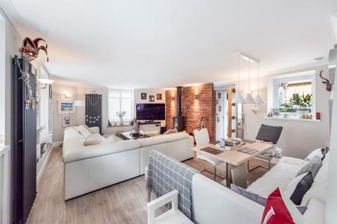3 bedroom end of terrace house for sale, Millar Street, Crieff PH7