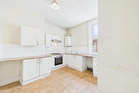 3 bedroom maisonette for sale, Victoria Terrace, Whitley Bay
