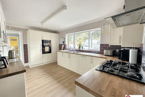 6 bedroom detached house for sale, Hill Road, Neath Abbey, Neath, Neath Port Talbot, SA10 7NR