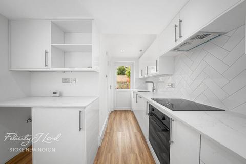 undefined, Harcombe Road, London